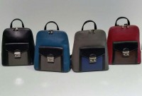 Mochila c/ Fecho Metálico