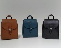 Mochila fecho com fivela